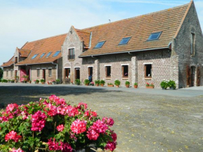 Гостиница Varlet Farm  Ньюкапелле